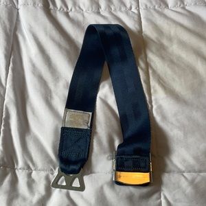 Seatbelt extender euc